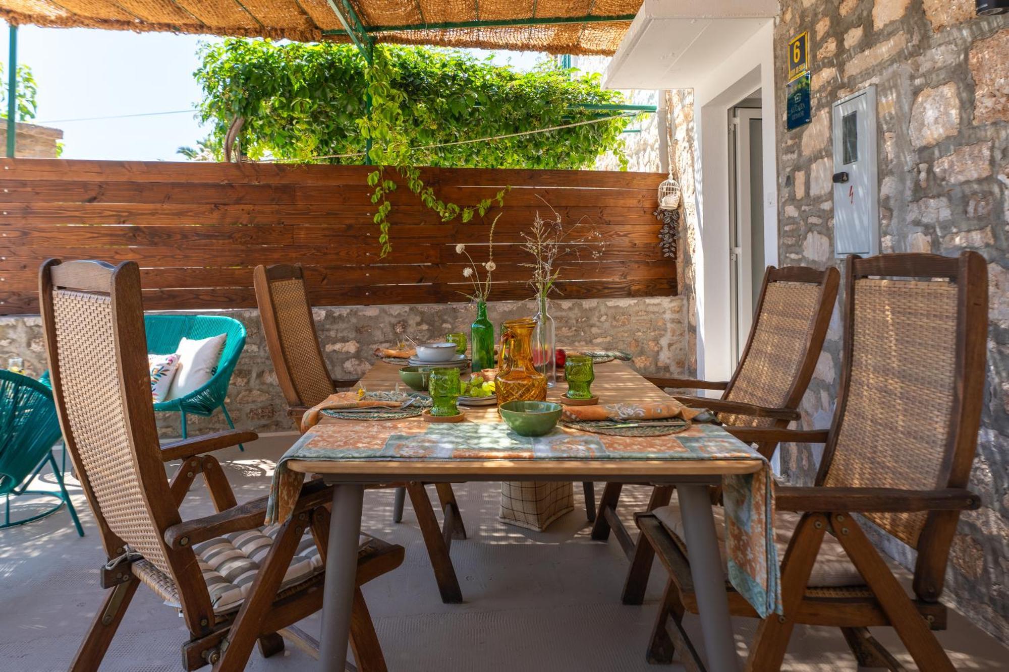Nona VI - Boutique Stone House Villa โบล ภายนอก รูปภาพ